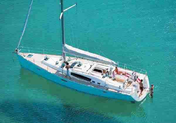 BENETEAU OCEANIS FAMILY