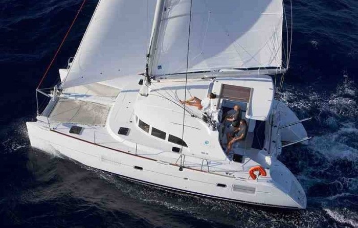 CATAMARAN LAGOON 380